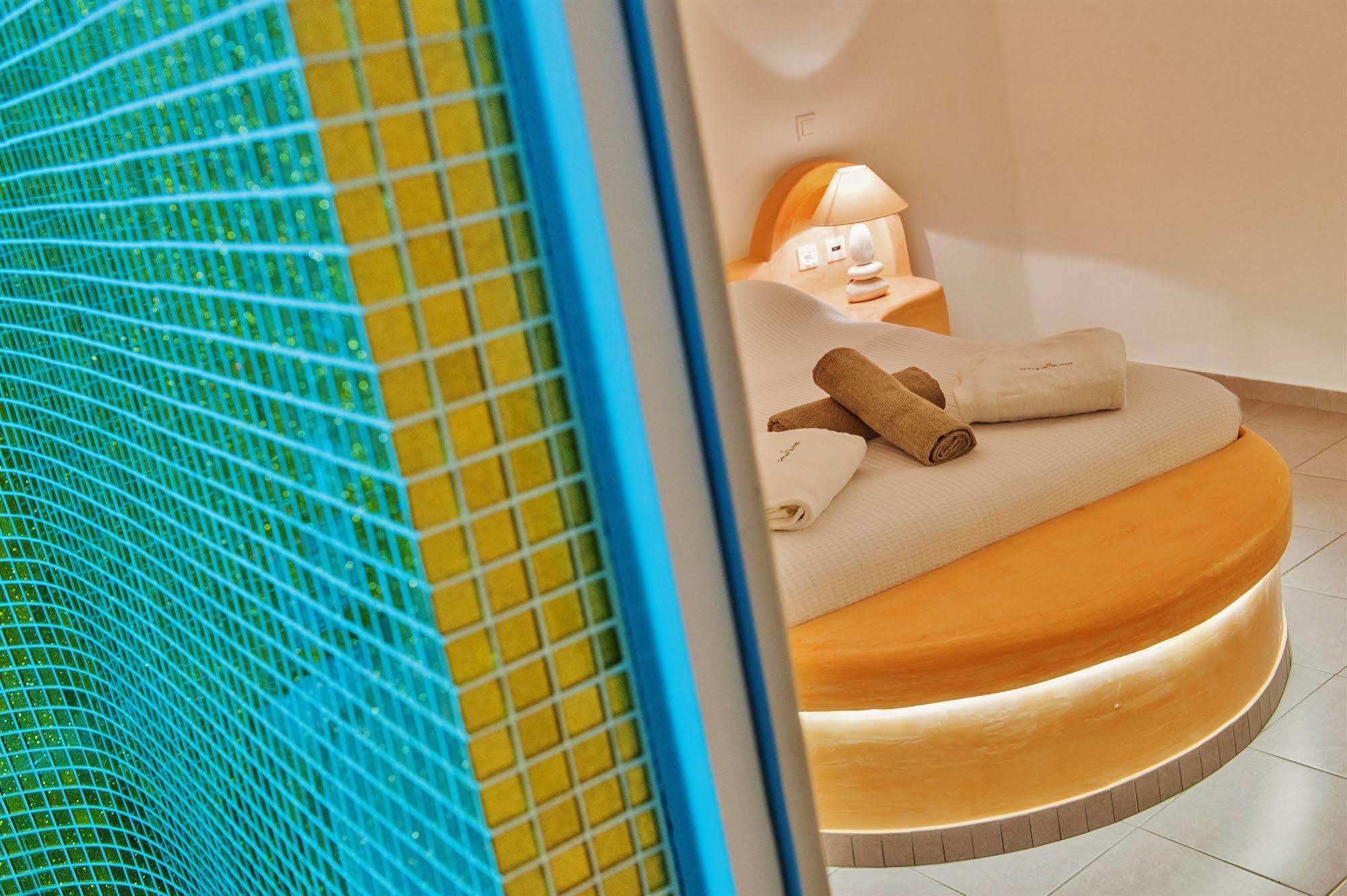 Chroma Suites Ия Экстерьер фото